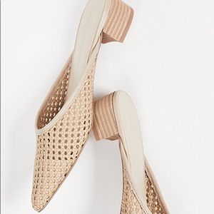 cupcakes and cashmere leviana